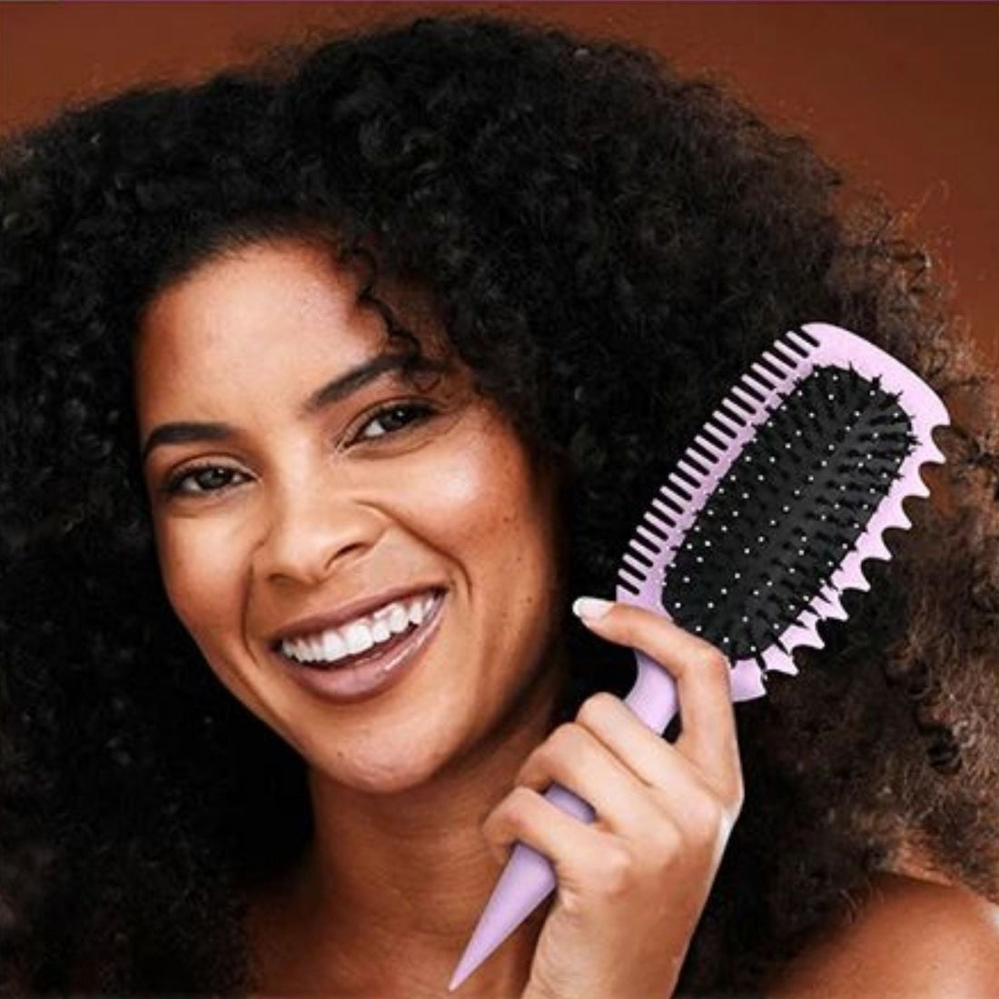 brosse à cheveux bouclés 