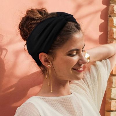 Bandeau cheveux Croisés intemporelles noir cheveux bouclés