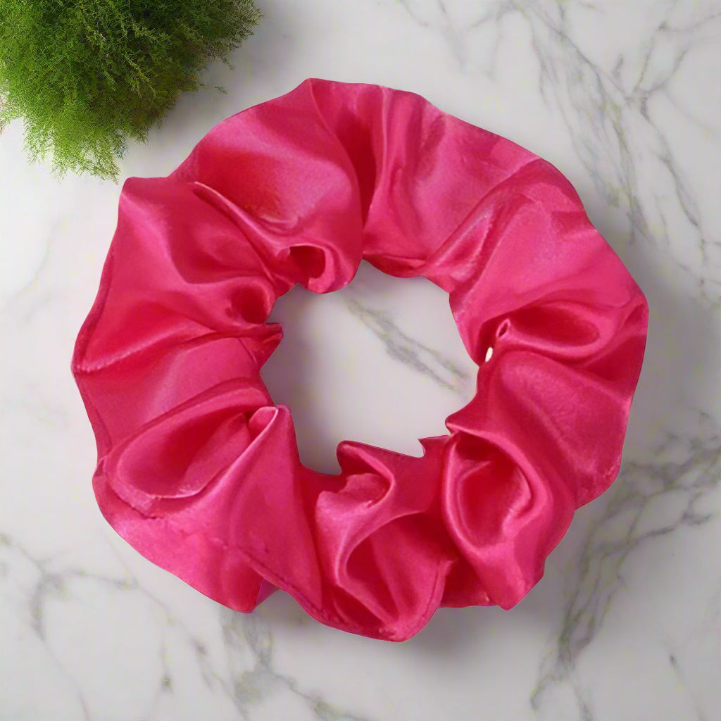 Chouchou-Satin-RetroChicFushia-cheveux-fins-satin