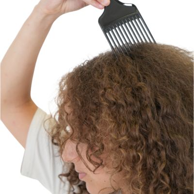 Peigne Afro NaturComb soulève racine volume bouclés frisés 