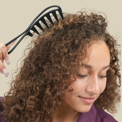 Peigne à cheveux CurlFlow noir dents larges