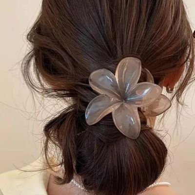 Pince à cheveux Fleur Charme rose femme cheveux ondulés