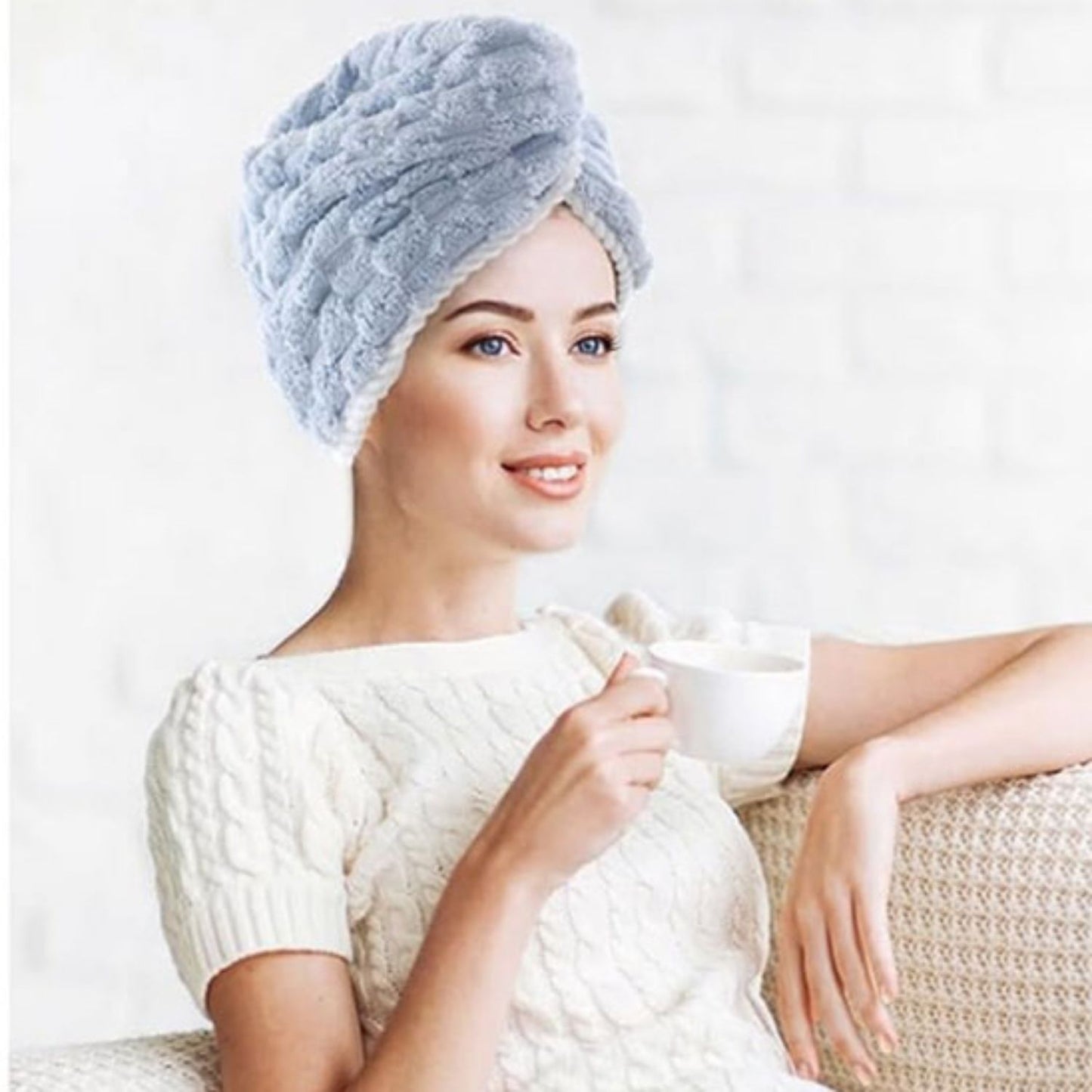 Serviette microfibre cheveux Bouclia grise cheveux bouclés ondulés