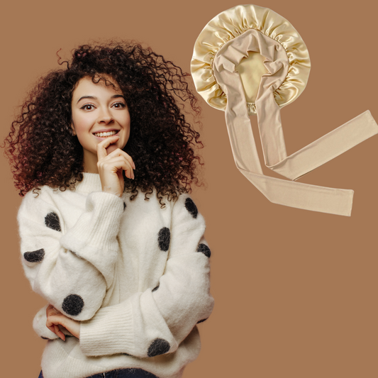 bonnet-soie-puresilk-bonnet-beige-cheveux-bouclés