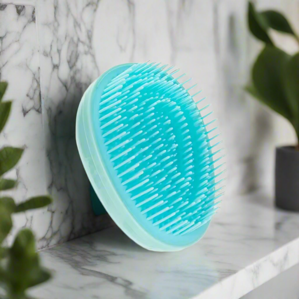 brosse-pour-cheveux-scalprelief-brosse-shampoing-moussante-bleu