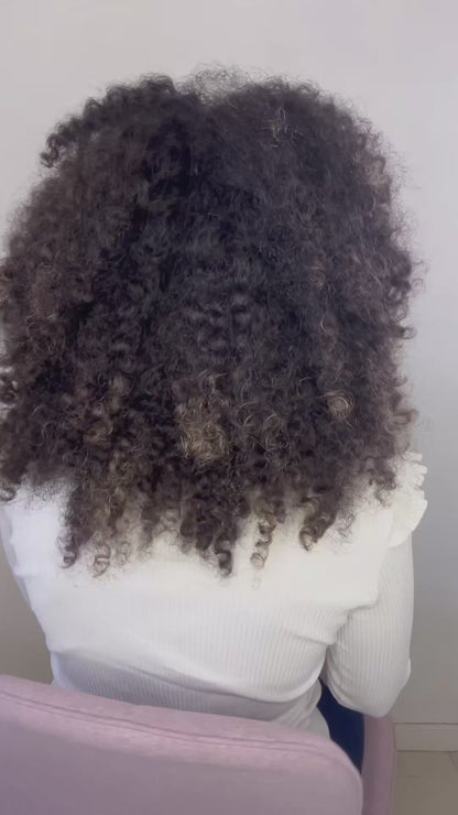 serviette microfibre cheveux bouclés