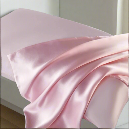 taie-d_oreiller-en-soie-silkshield-rose-soie-de-murier-cheveux-bouclés-texturés