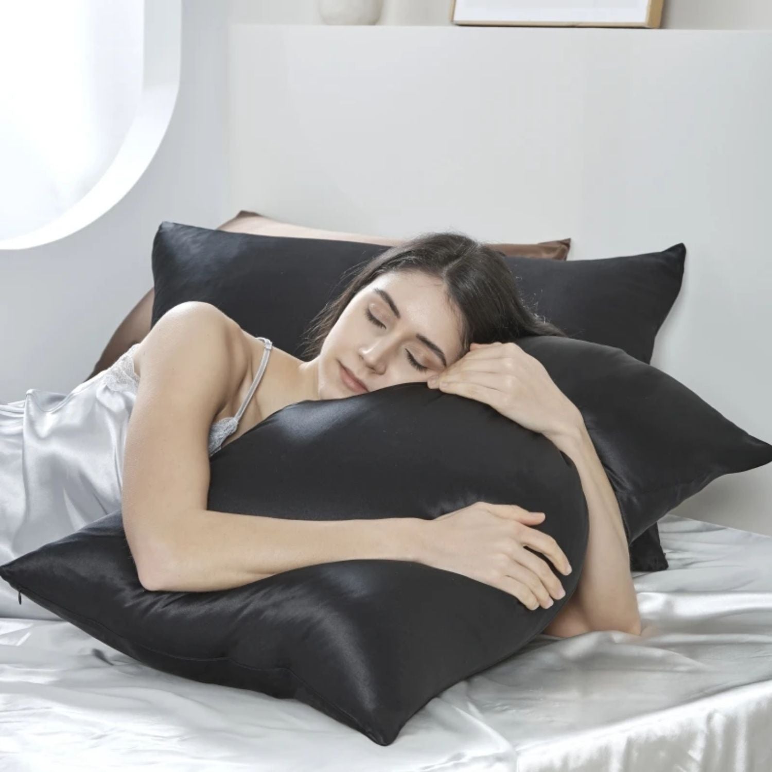 Taie d'oreiller en soie - LuxeUltime™ Noir - Ma Couronne Curly